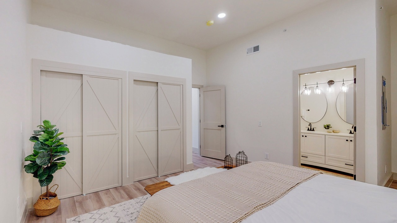 Photo of Bedroom in Nob Hill