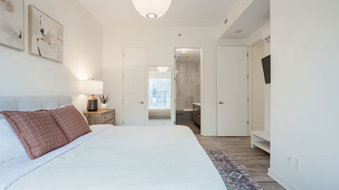Photo of Bedroom in Old Montreal
