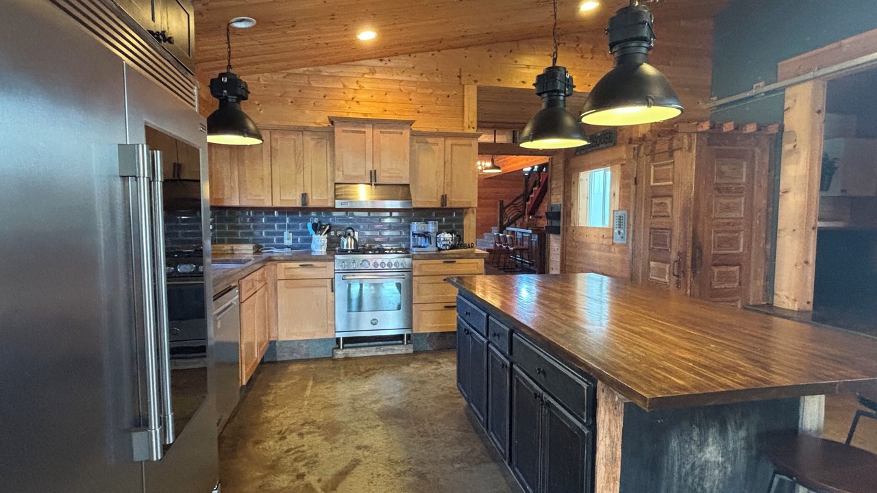 Photo of Kitchen in Woods Creek
