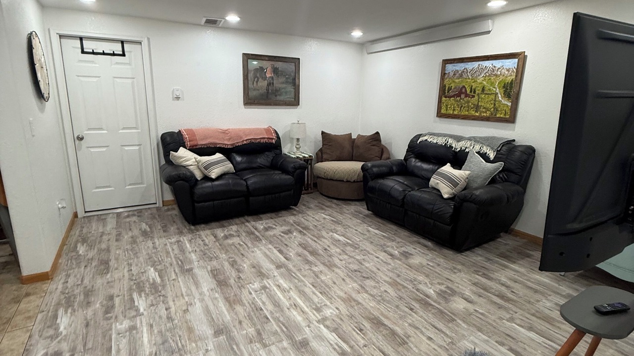 Photo of Livingroom in Laramie