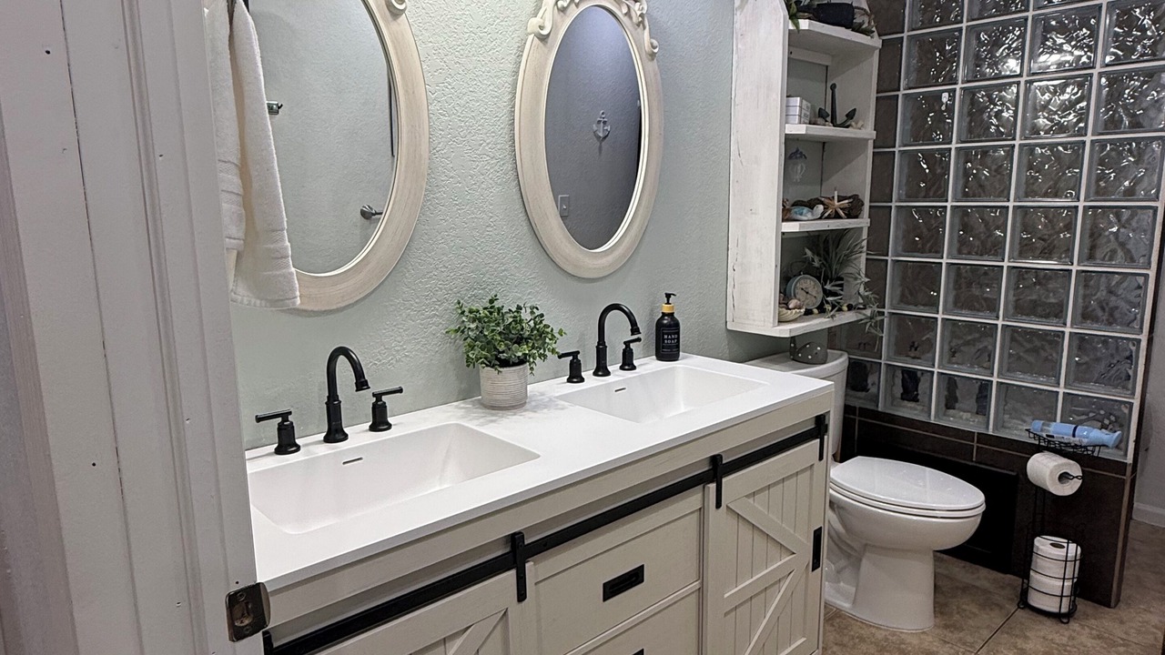 Photo of Bathroom in Laramie