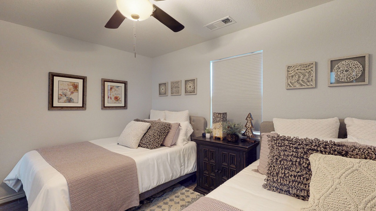 Photo of Bedroom in Emory