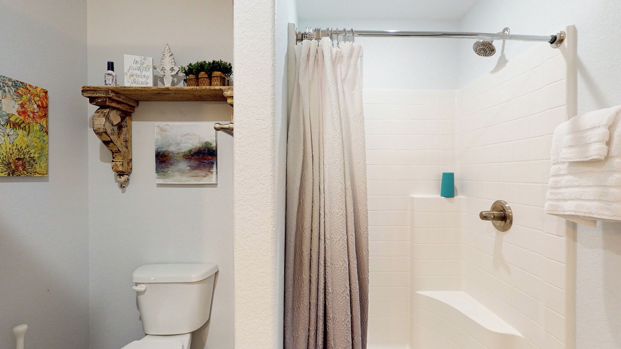 Photo of Bathroom in Emory