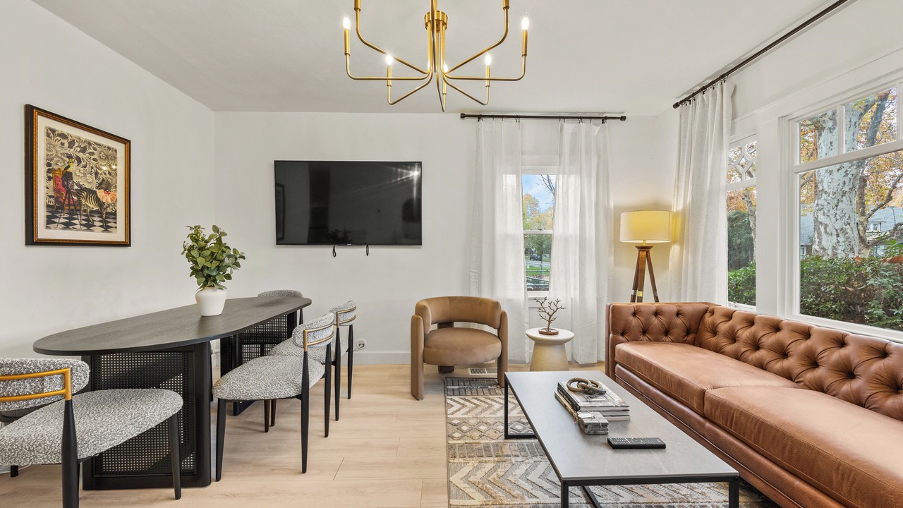 Photo of Livingroom in Central Sacramento