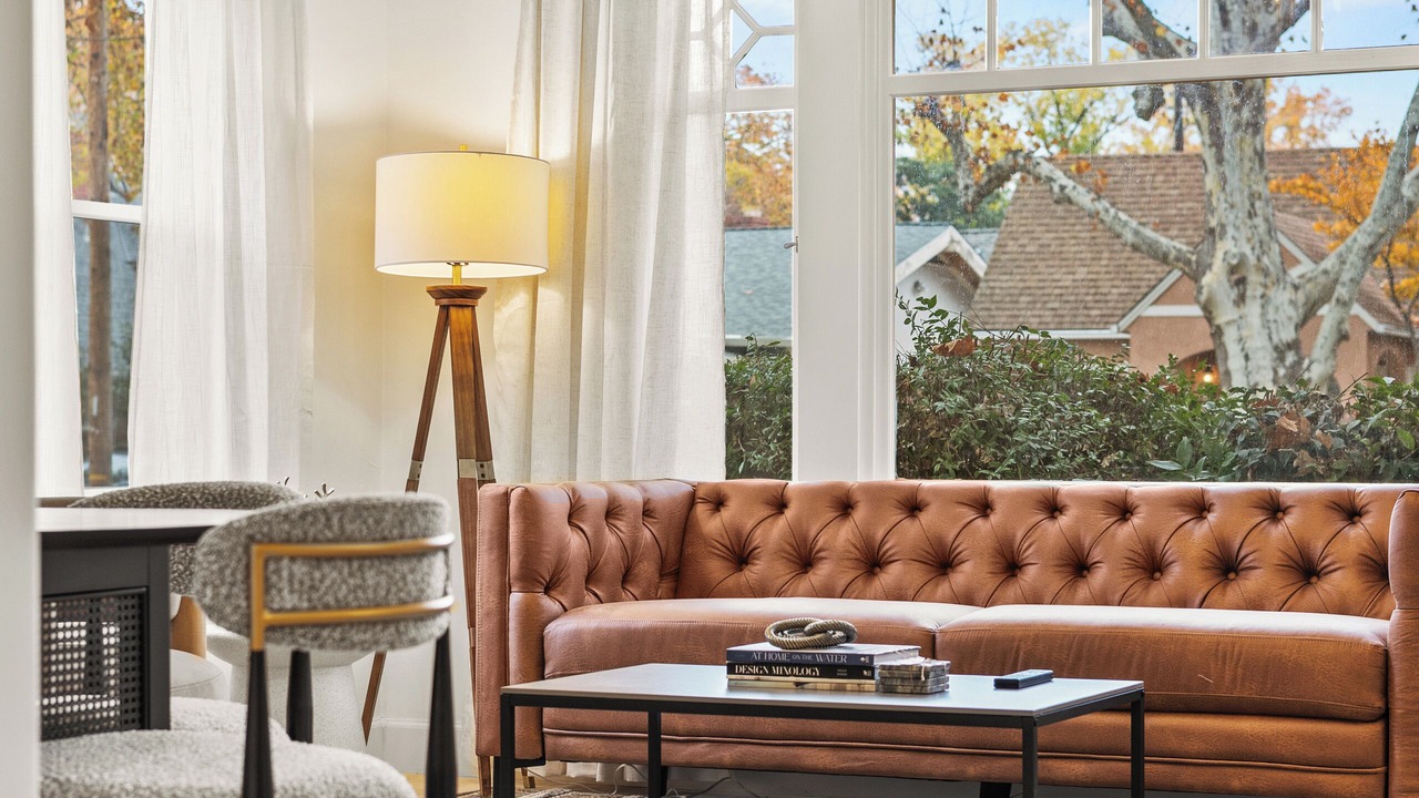 Photo of Livingroom in Central Sacramento