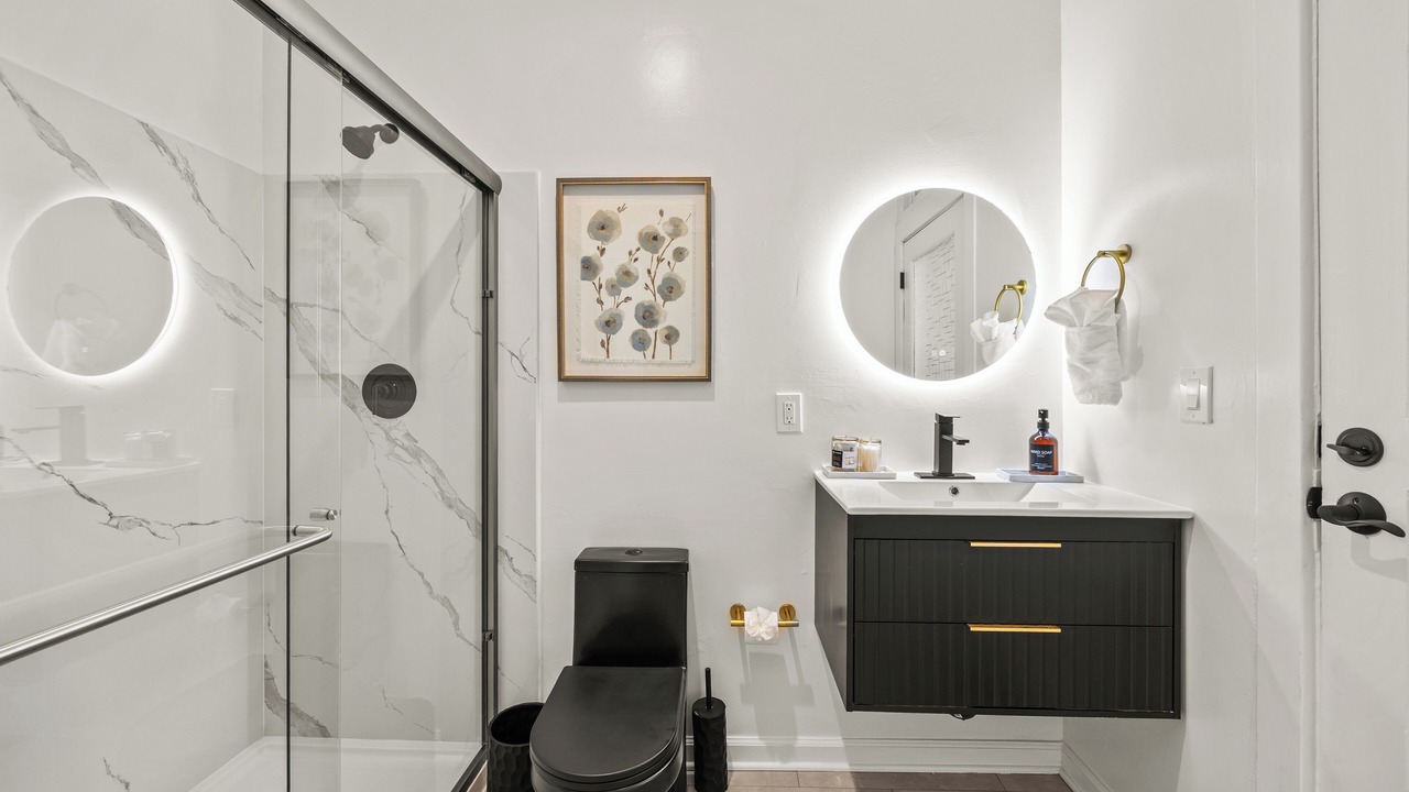 Photo of Bathroom in Central Sacramento