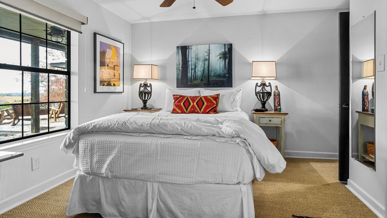 Photo of Bedroom in Glen Rose