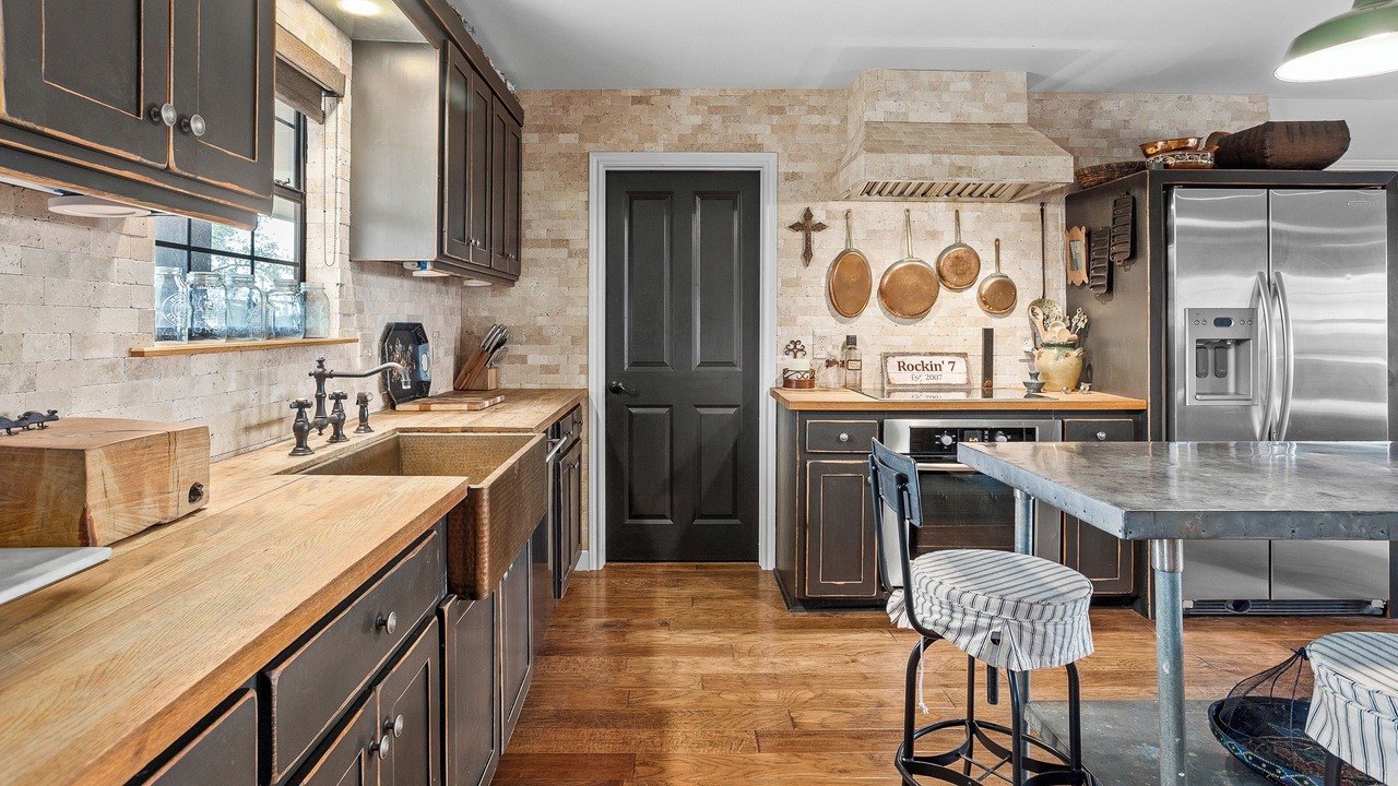 Photo of Kitchen in Glen Rose