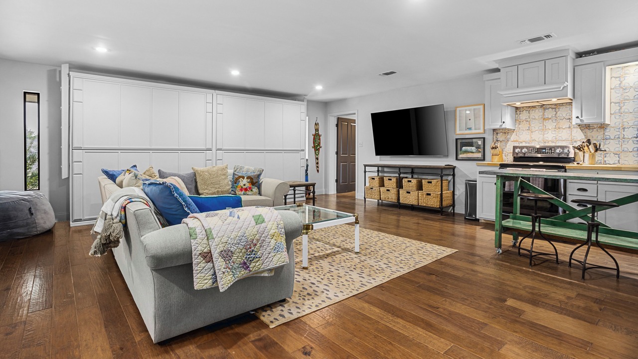 Photo of Livingroom in Glen Rose