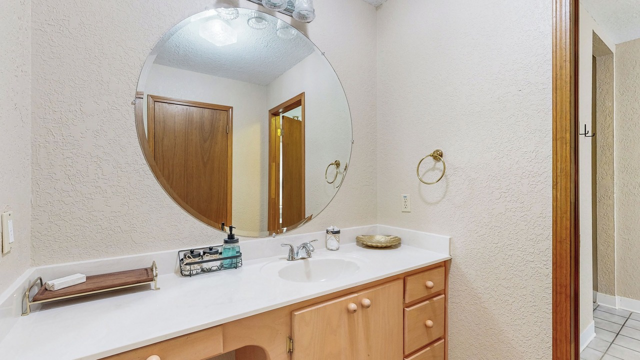 Photo of Bathroom in Hoyt