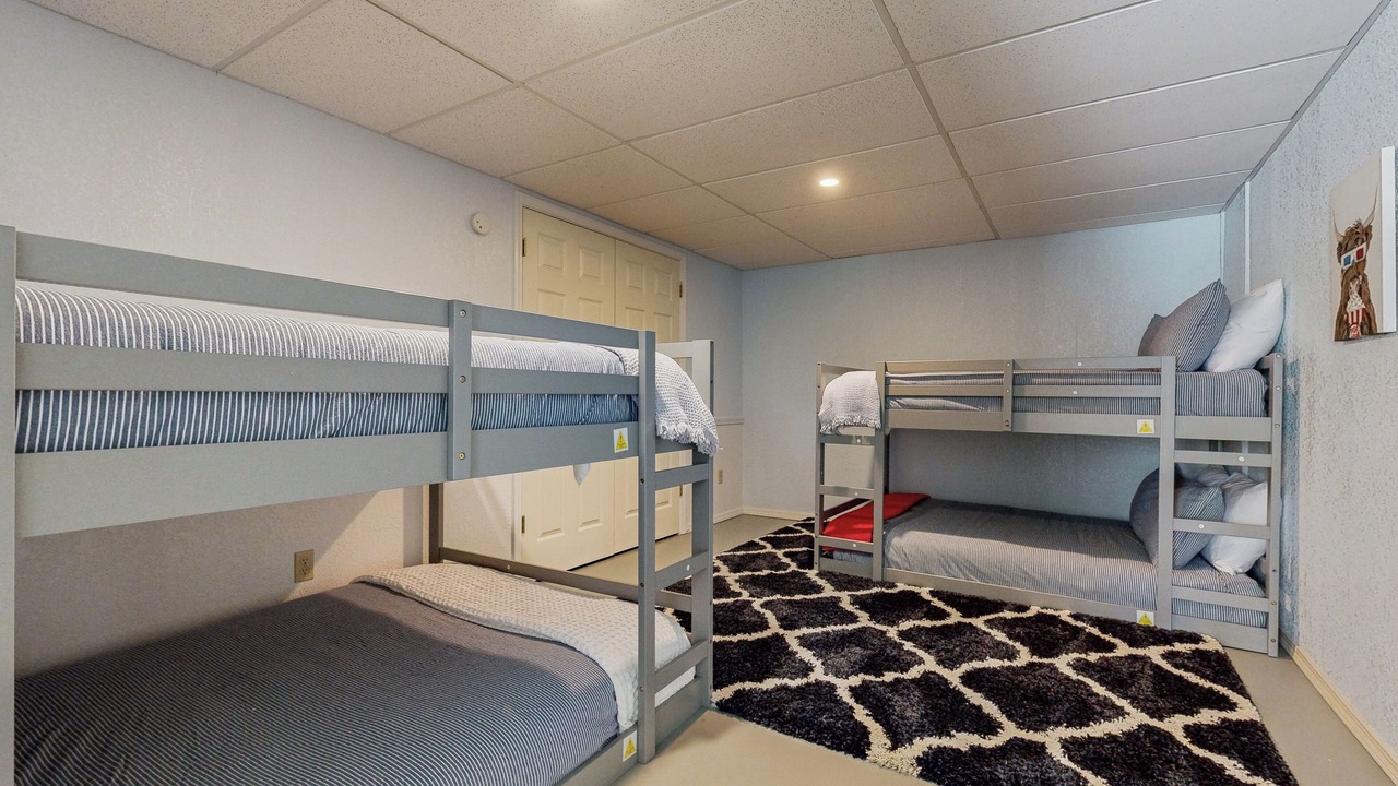 Photo of Bedroom in Hoyt