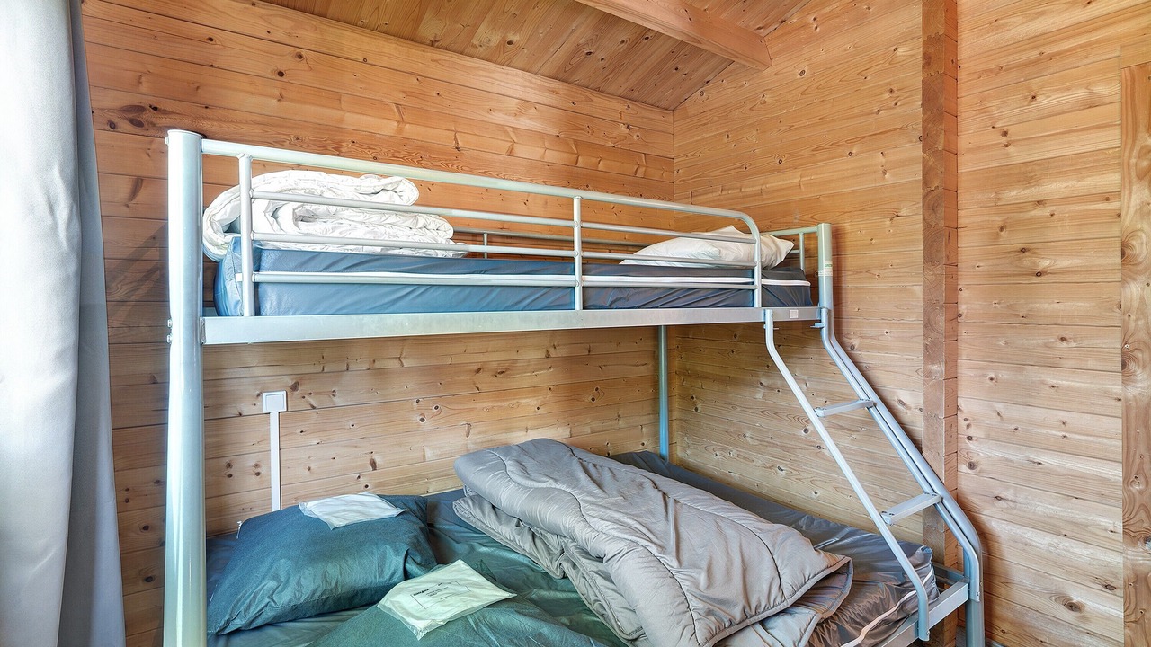 Photo of Bedroom in Saint-Martial-de-Nabirat