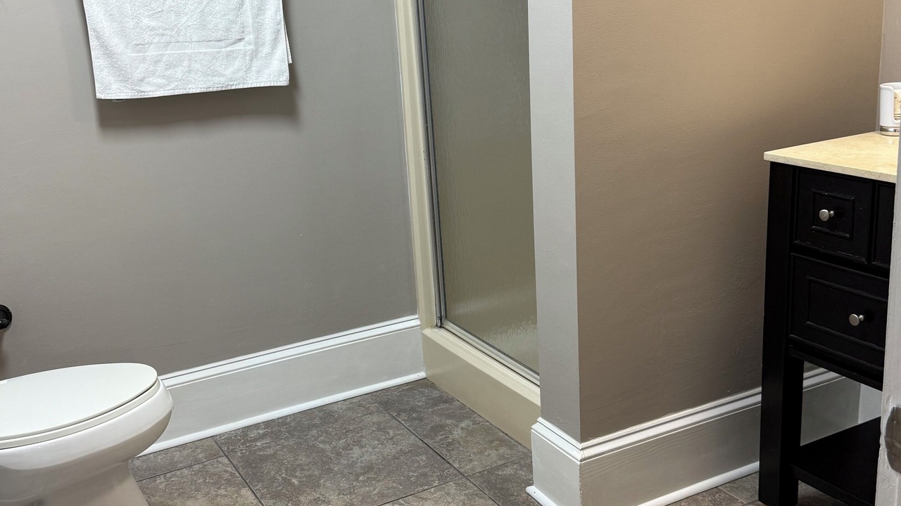 Photo of Bathroom in Isle of Hope Historic District