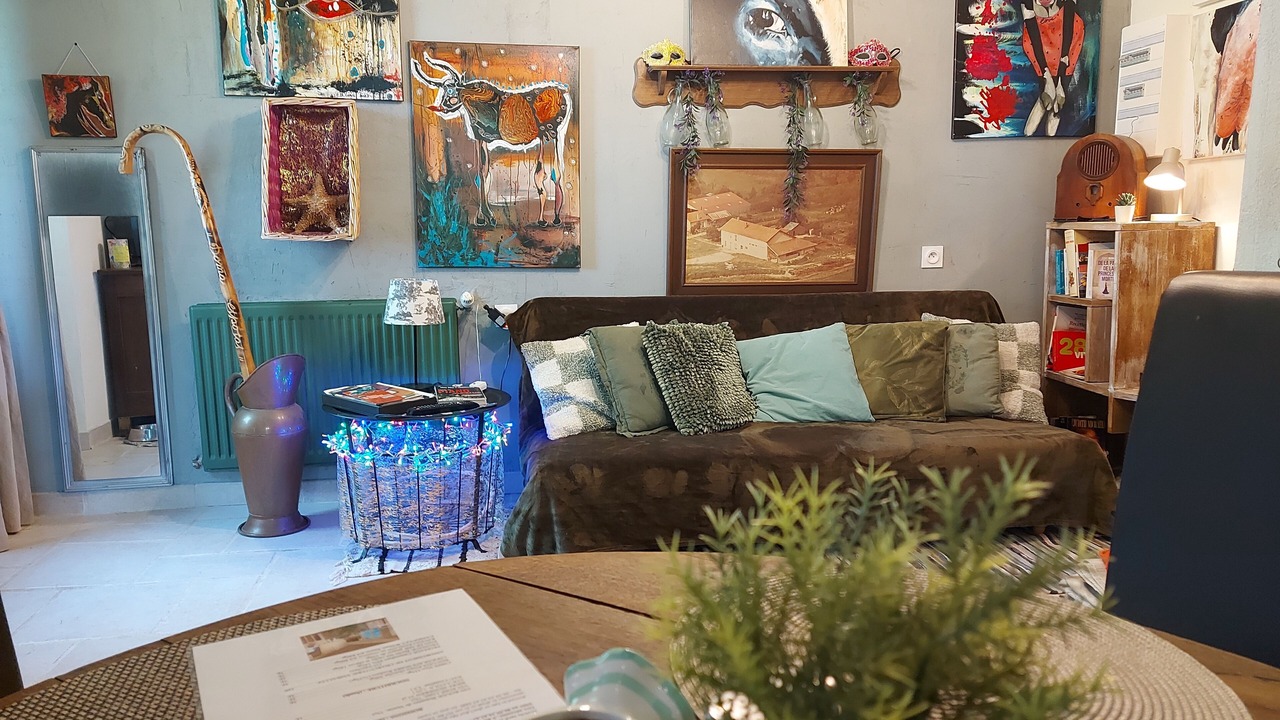 Photo of Livingroom in Saulx-les-Champlon