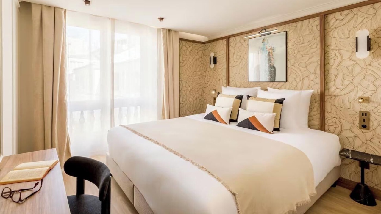 Photo of Bedroom in 3rd Arrondissement