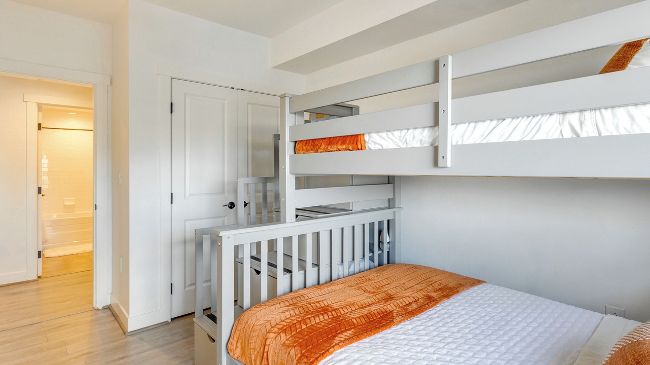 Photo of Bedroom in Silvercreek