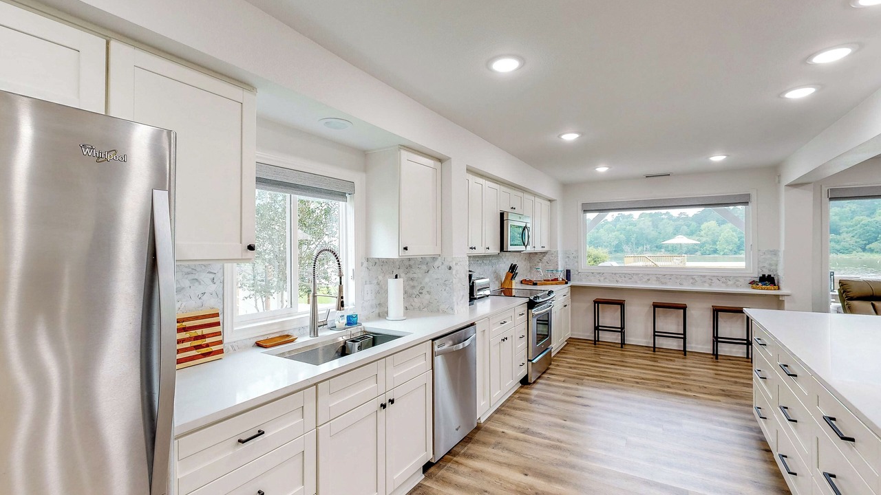 Photo of Kitchen in Pointblank