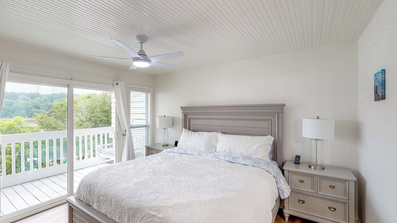 Photo of Bedroom in Pointblank