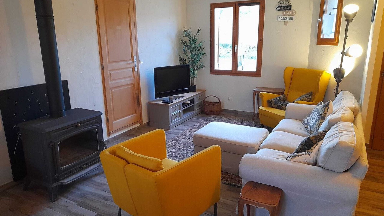 Photo of Livingroom in Entrechaux