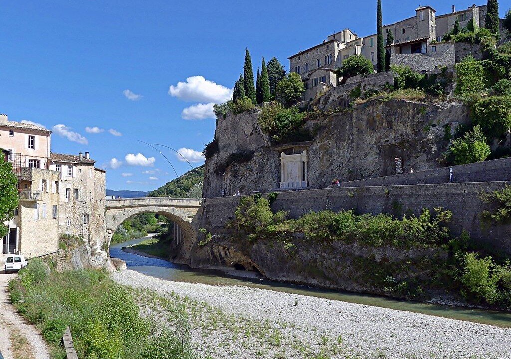 Photo of Others in Entrechaux