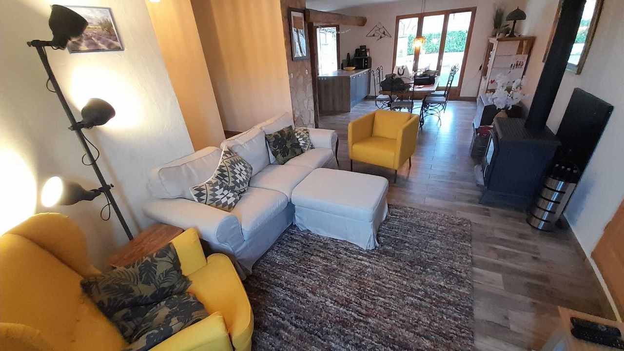 Photo of Livingroom in Entrechaux