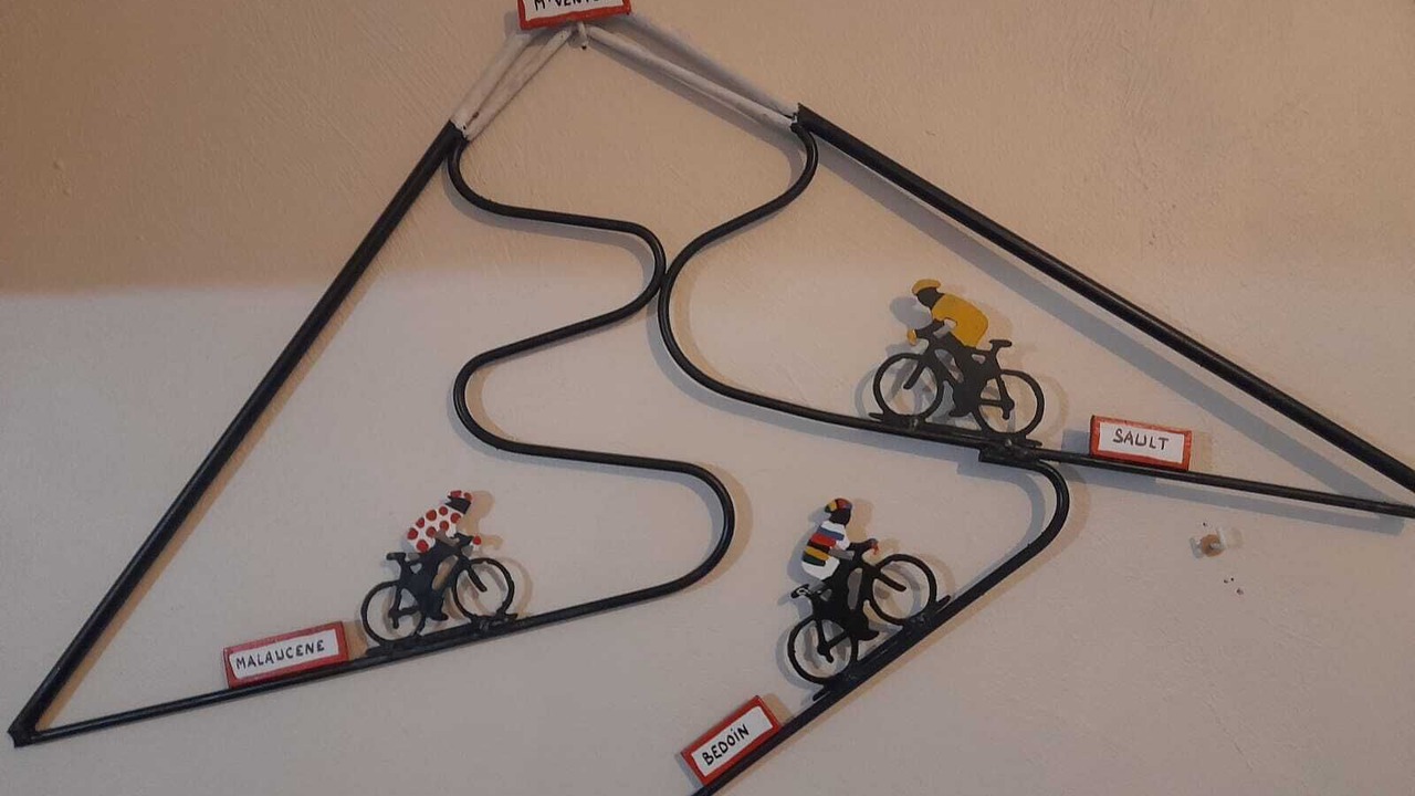 Photo of Others in Entrechaux