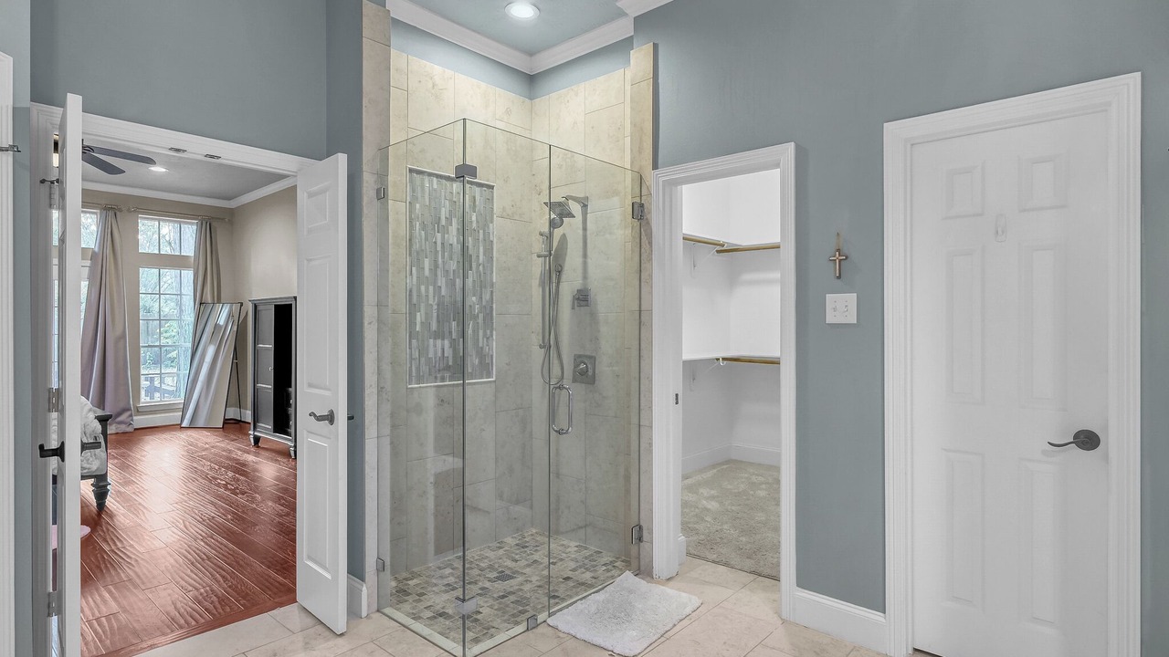 Photo of Bathroom in Alden Bridge