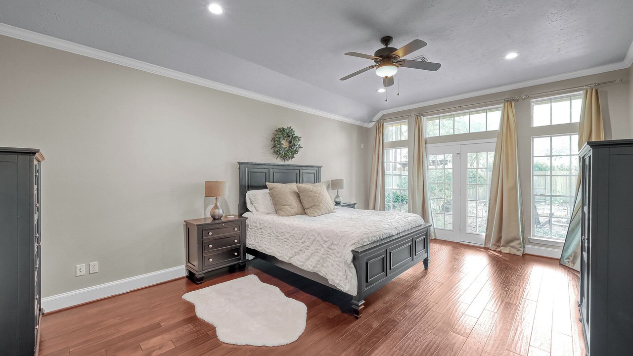 Photo of Bedroom in Alden Bridge