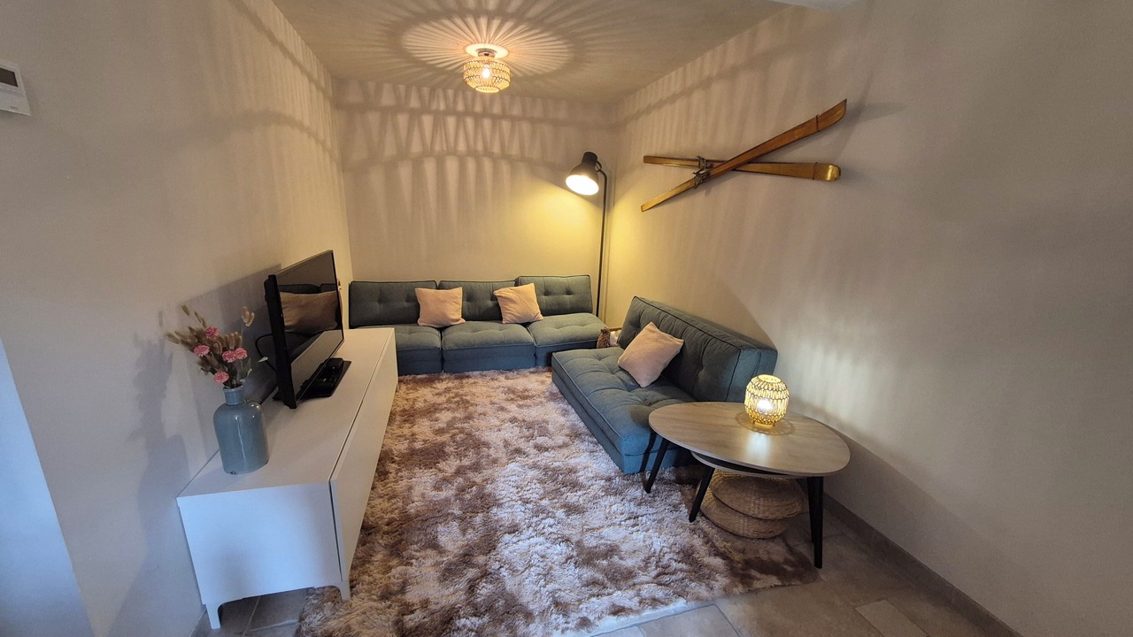 Photo of Livingroom in Beaudean