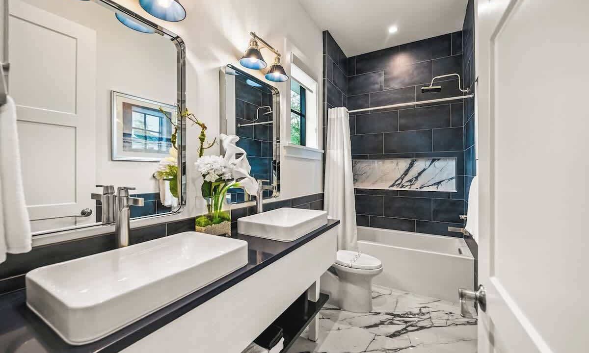 Photo of Bathroom in Siesta Key