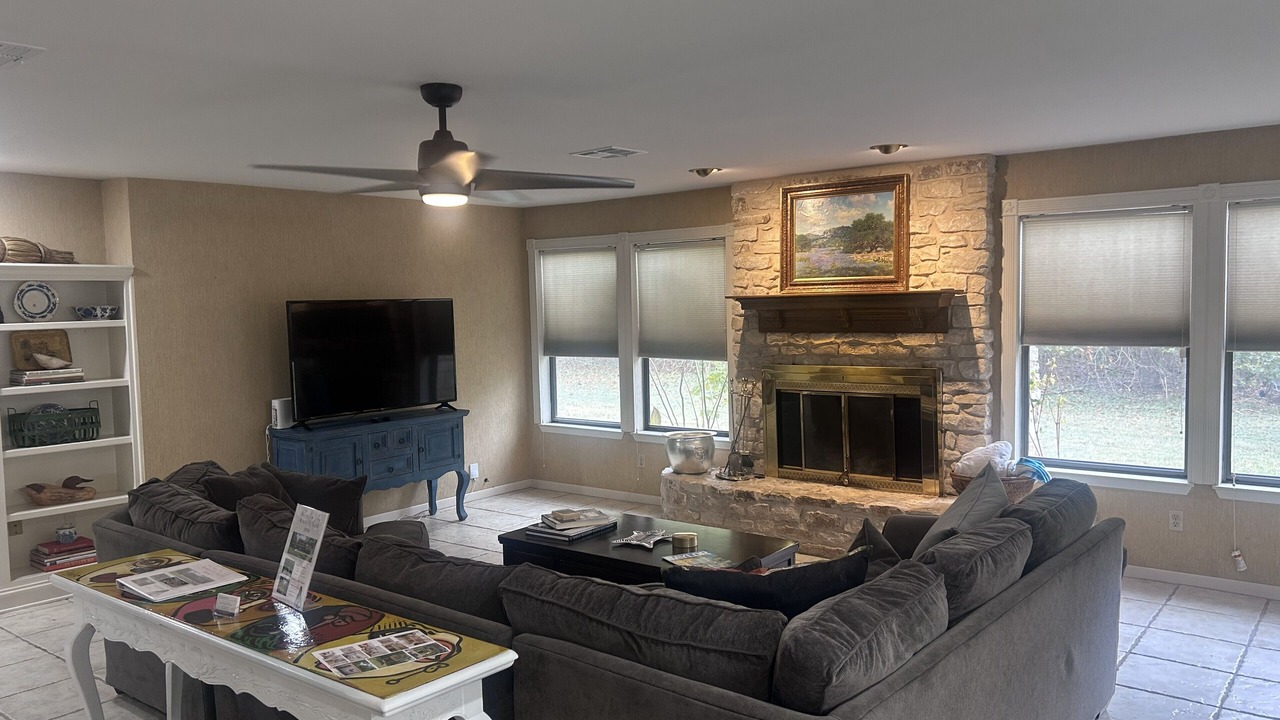 Photo of Livingroom in Waco