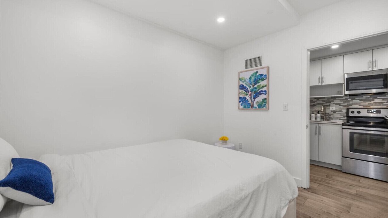 Photo of Bedroom in The Roads