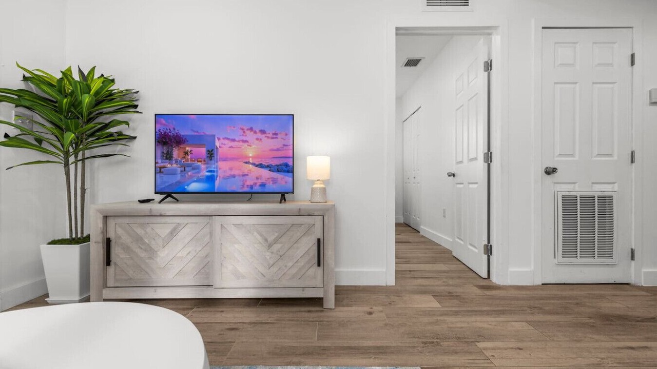 Photo of Bedroom in The Roads