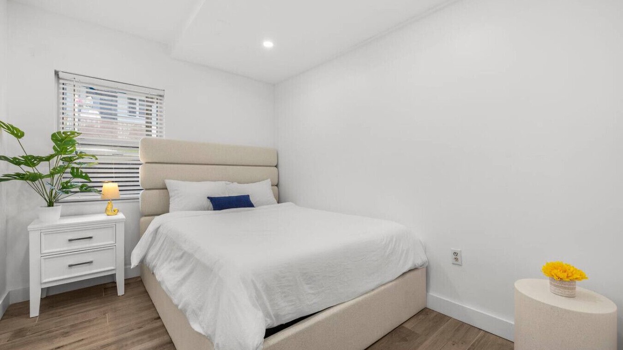 Photo of Bedroom in The Roads