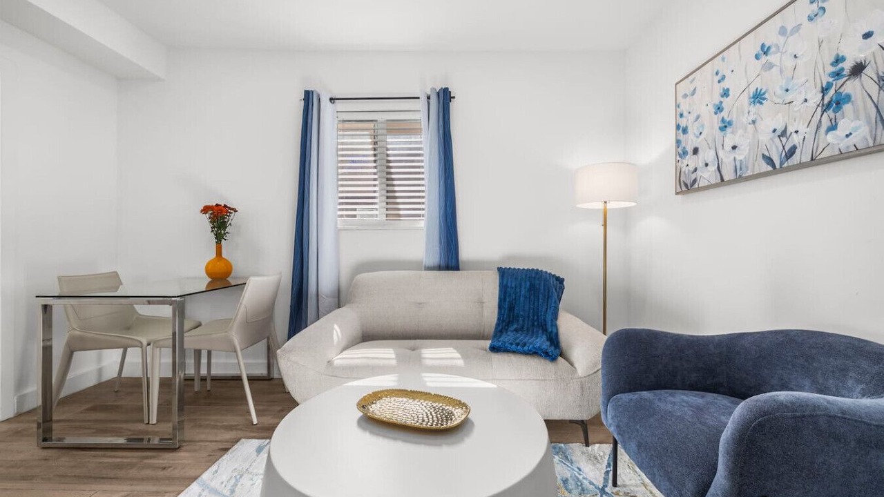 Photo of Livingroom in The Roads