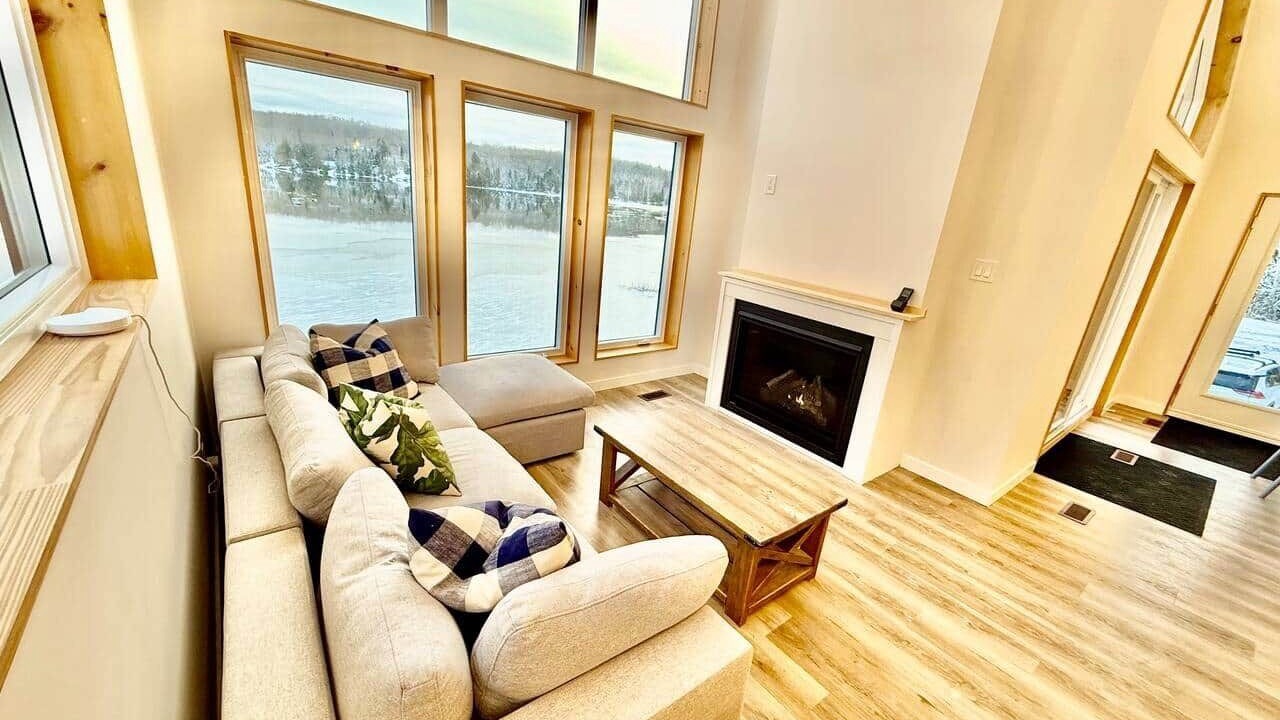 Photo of Livingroom in Perry