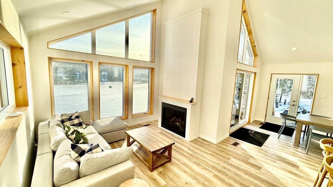 Photo of Livingroom in Perry