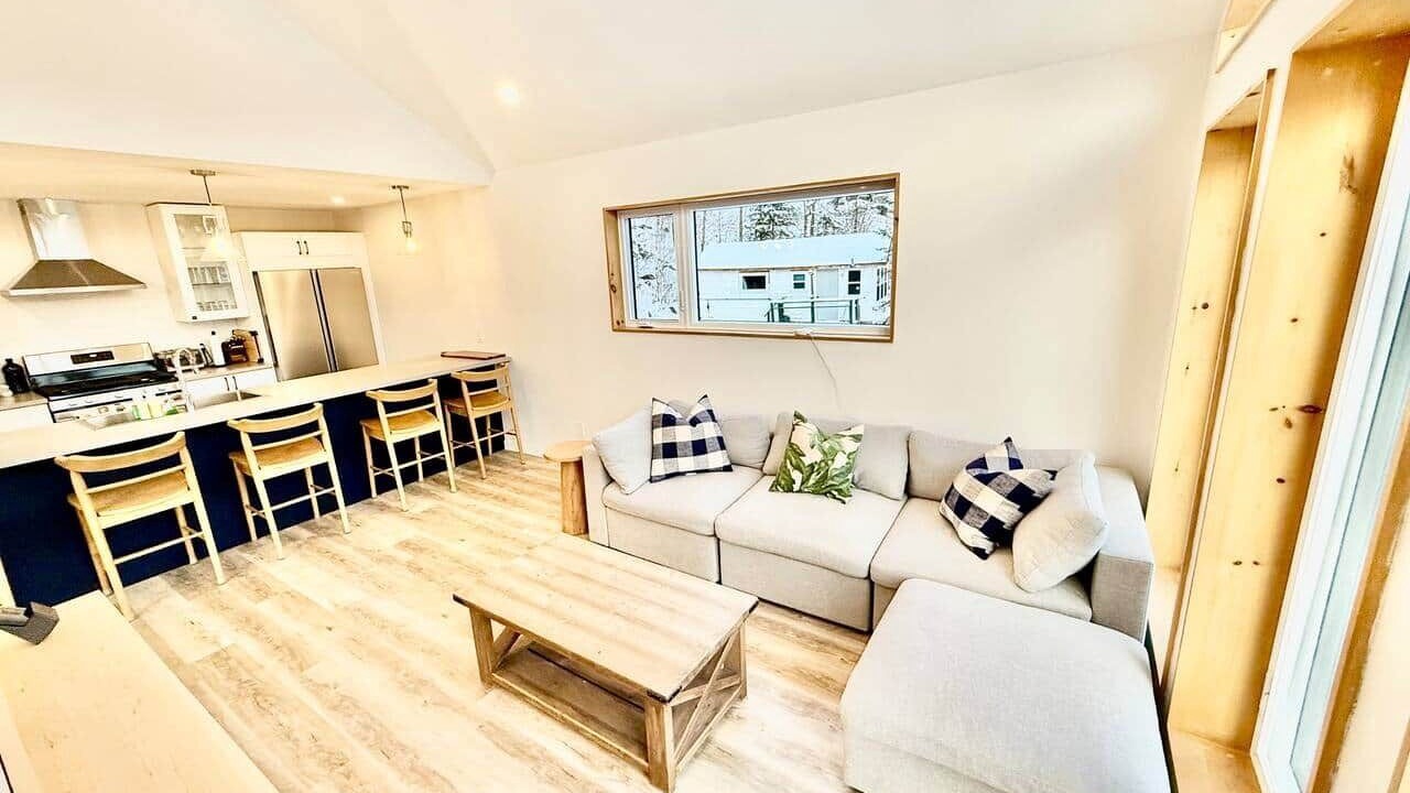 Photo of Livingroom in Perry