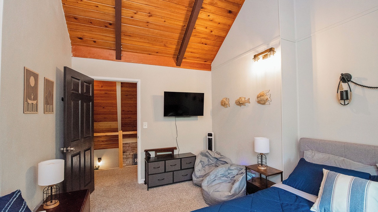 Photo of Bedroom in Kalama