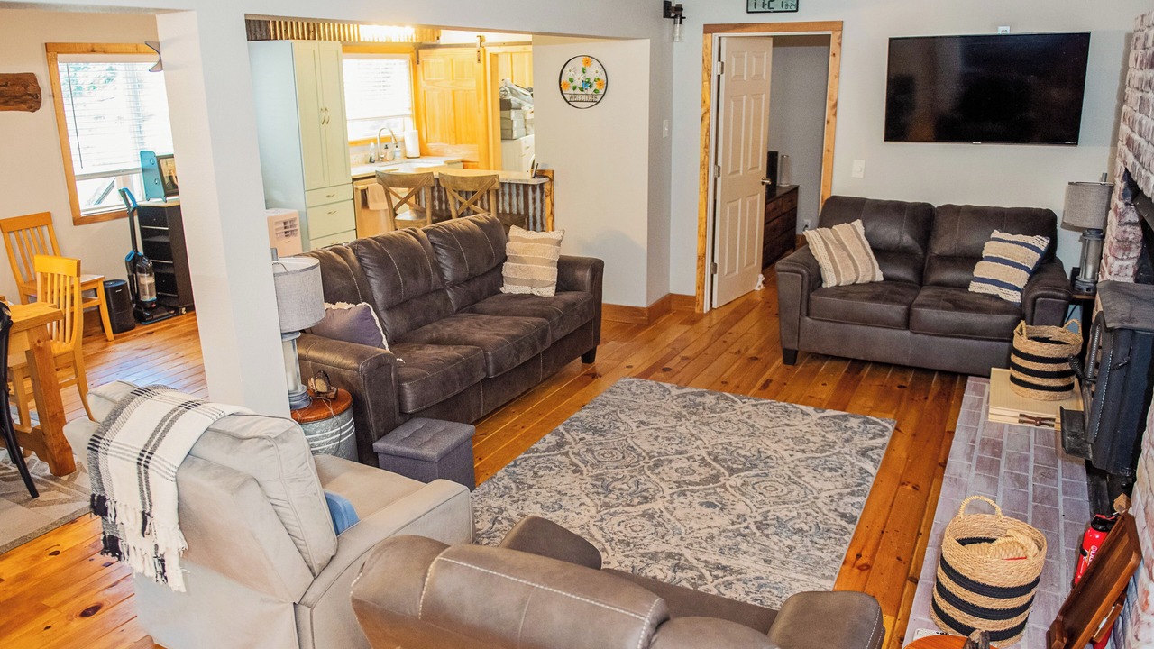 Photo of Livingroom in Kalama