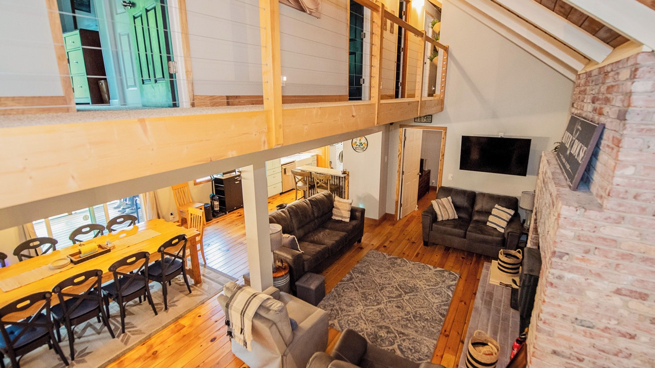 Photo of Livingroom in Kalama