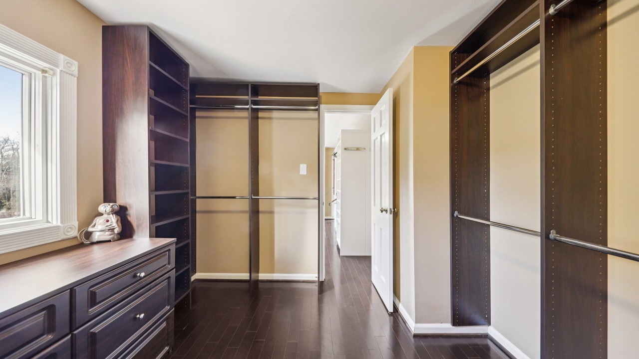 Photo of Others in Bethesda