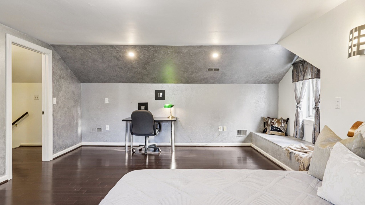 Photo of Bedroom in Bethesda