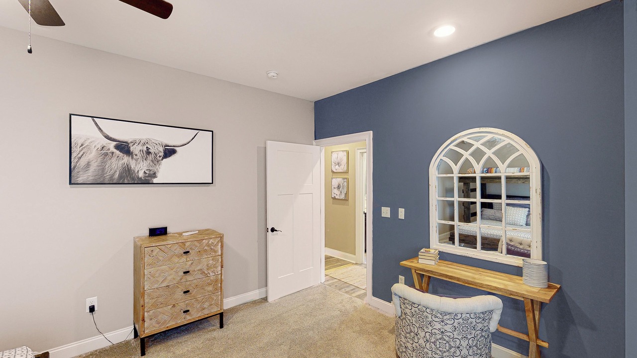 Photo of Bedroom in Saluda