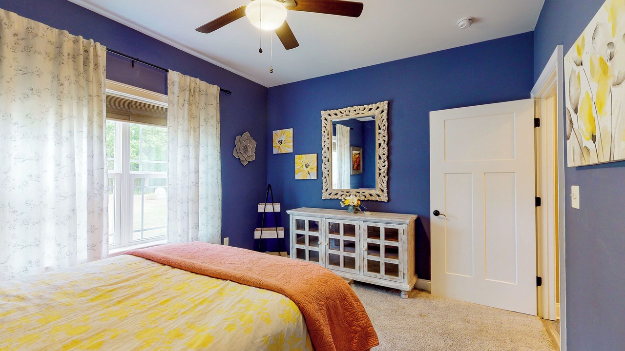Photo of Bedroom in Saluda