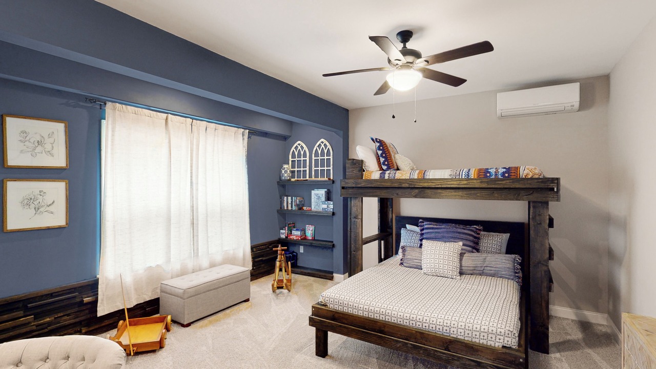 Photo of Bedroom in Saluda