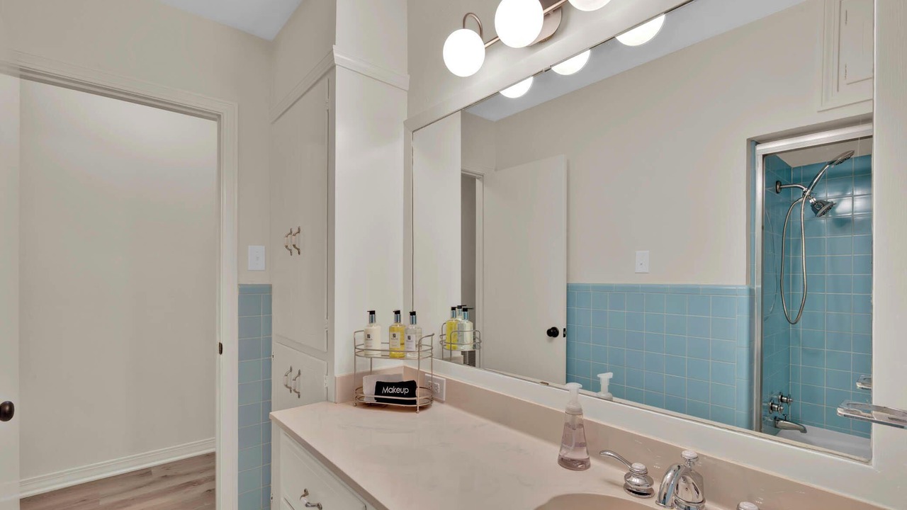 Photo of Bathroom in Springlake