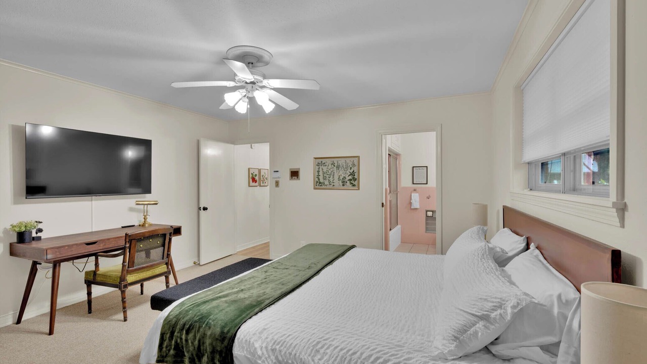 Photo of Bedroom in Springlake