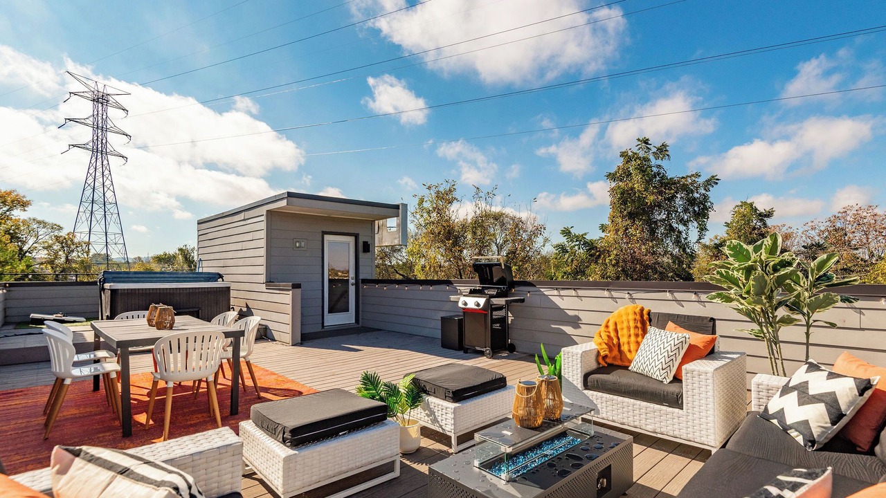 Photo of Outdoor in Berry Hill