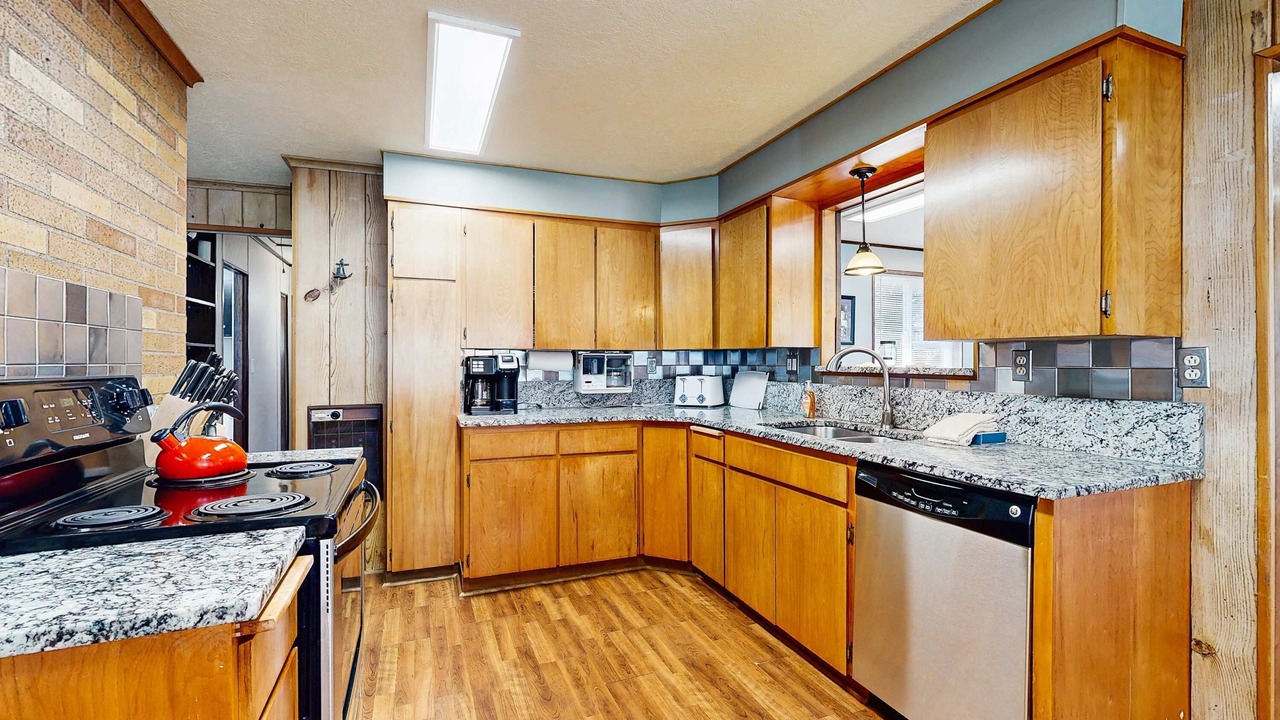 Photo of Kitchen in Rockaway Beach
